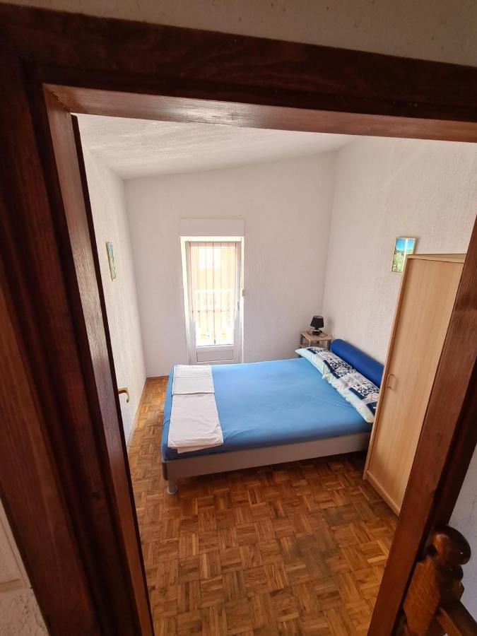 Apartments Tuka Near The Beach 维尔 外观 照片